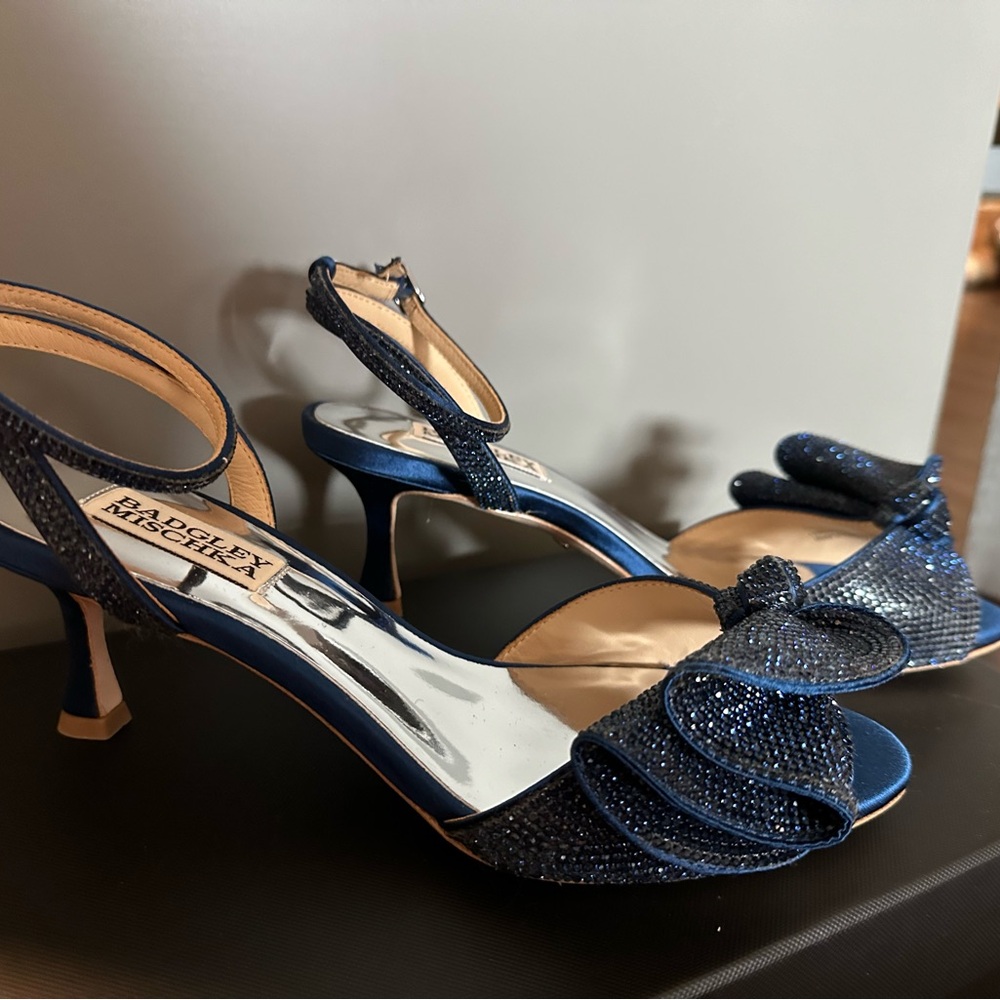 Badgley Mischka Remi size 6.5
